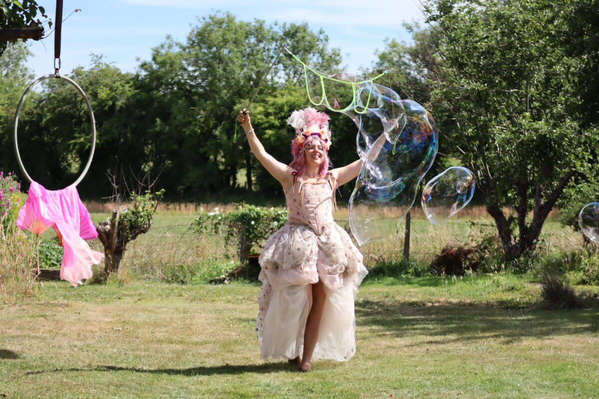 Bubble and Stilts Performer - Priory Park in Great Malvern