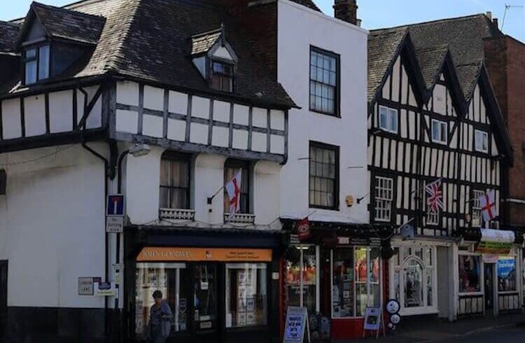 Buildings in Upton