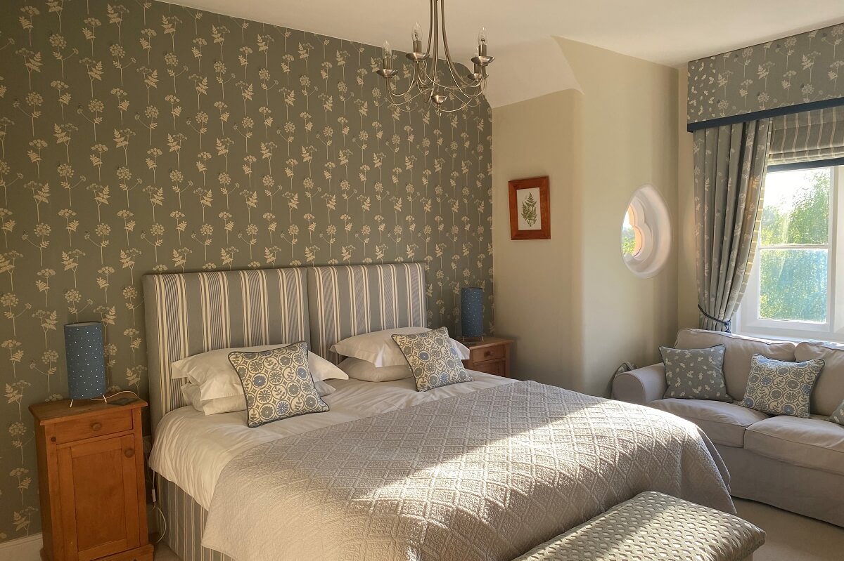 Bedroom at Burleigh House