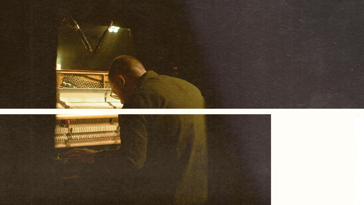 Simeon Walker playing the piano