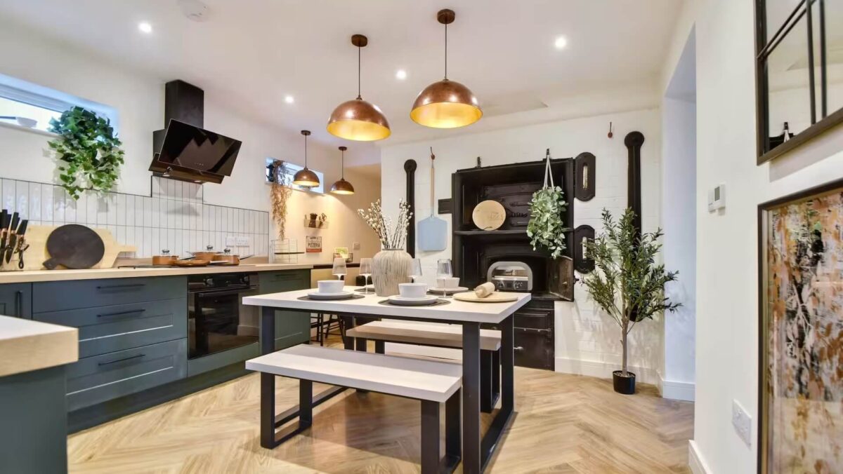 Kitchen with dining area