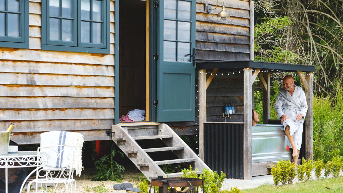 A cabin with outdoor bath